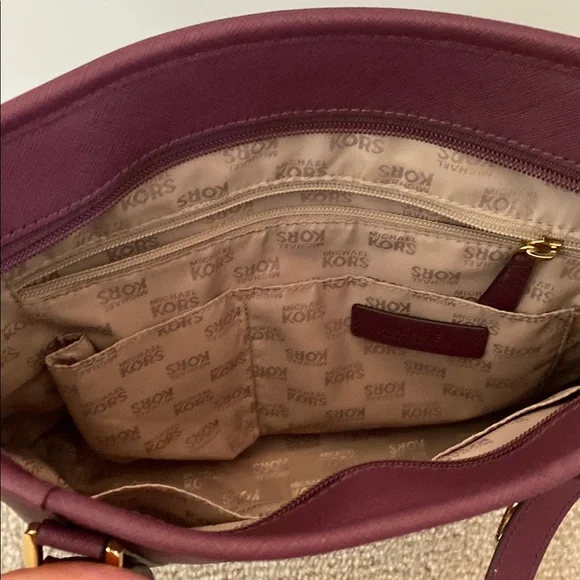 Michael Kors Red Leather Tote with Gold Charm - Picture 6 of 12